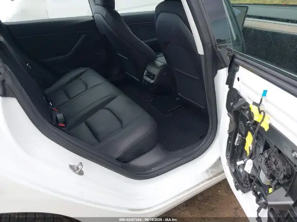 5YJ3E1EB8JF131405 2018 TESLA MODEL 3 - Image 8