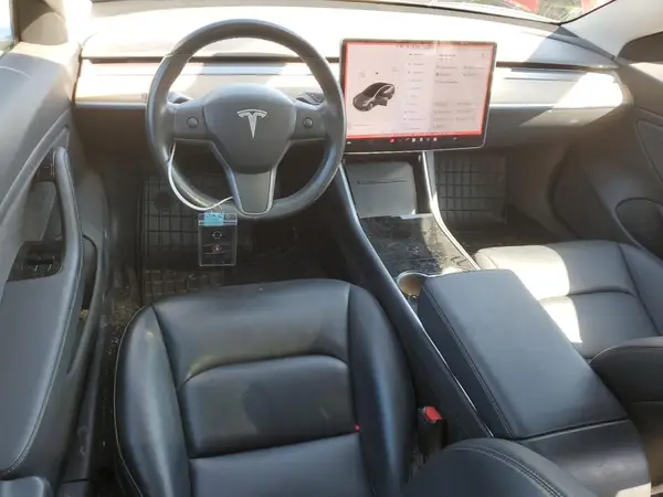 5YJ3E1EB8JF132618 2018 TESLA MODEL 3 - Image 8