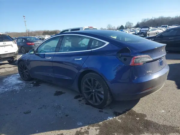 5YJ3E1EB8JF133879 2018 TESLA MODEL 3 - Image 2
