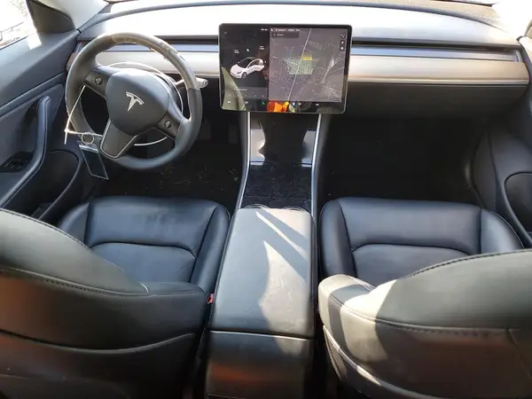 5YJ3E1EB8JF134353 2018 TESLA MODEL 3 - Image 8