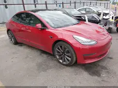 5YJ3E1EB8JF135261 2018 TESLA MODEL 3