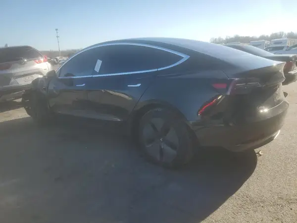 5YJ3E1EB8JF144249 2018 TESLA MODEL 3 - Image 2