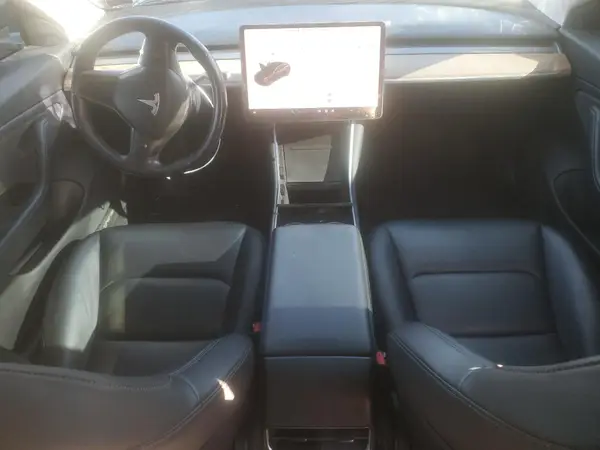 5YJ3E1EB8JF144249 2018 TESLA MODEL 3 - Image 8