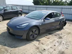 5YJ3E1EB8JF144770 2018 TESLA MODEL 3