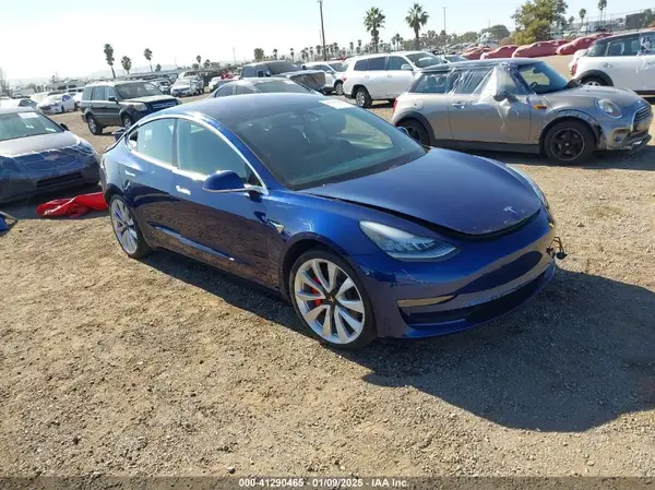 5YJ3E1EB8JF151475 2018 TESLA MODEL 3 - Image 1