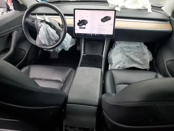 5YJ3E1EB8JF170799 2018 TESLA MODEL 3 - Image 8