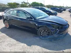 5YJ3E1EB8JF180930 2018 TESLA MODEL 3