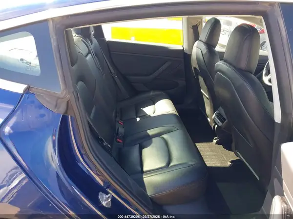 5YJ3E1EB8JF186131 2018 TESLA MODEL 3 - Image 8
