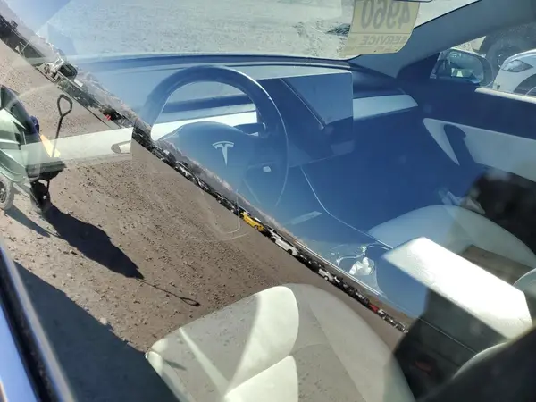 5YJ3E1EB8JF186288 2018 TESLA MODEL 3 - Image 8