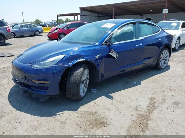 5YJ3E1EB8JF187375 2018 TESLA MODEL 3 - Image 2