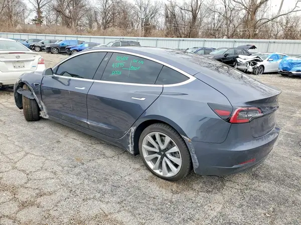 5YJ3E1EB8KF197597 2019 TESLA MODEL 3 - Image 2
