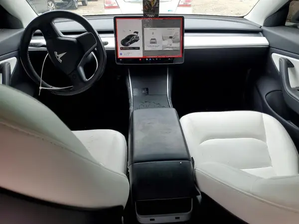 5YJ3E1EB8KF197597 2019 TESLA MODEL 3 - Image 8