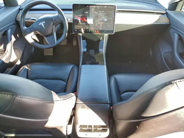 5YJ3E1EB8KF198958 2019 TESLA MODEL 3 - Image 8