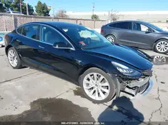 5YJ3E1EB8KF199821 2019 TESLA MODEL 3