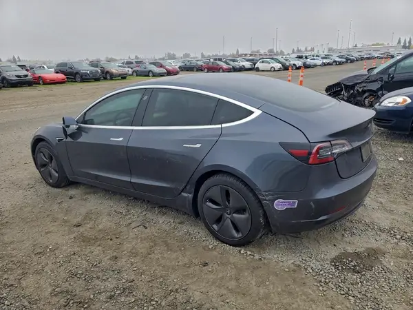 5YJ3E1EB8KF205522 2019 TESLA MODEL 3 - Image 2