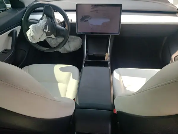 5YJ3E1EB8KF231778 2019 TESLA MODEL 3 - Image 8