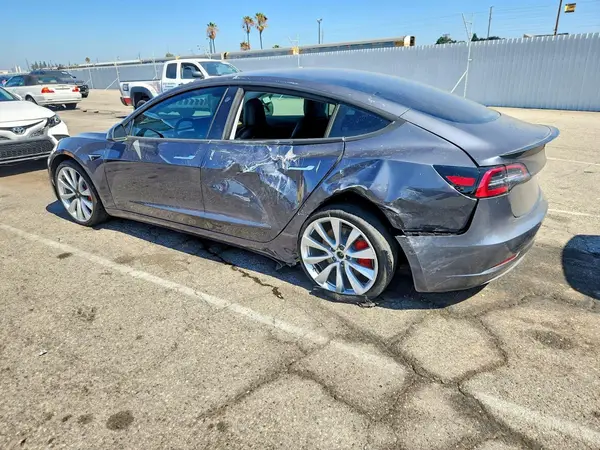 5YJ3E1EB8KF237550 2019 TESLA MODEL 3 - Image 2