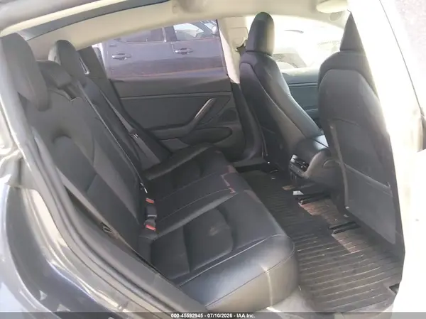 5YJ3E1EB8KF237838 2019 TESLA MODEL 3 - Image 8