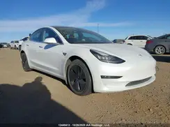 5YJ3E1EB8KF251030 2019 TESLA MODEL 3