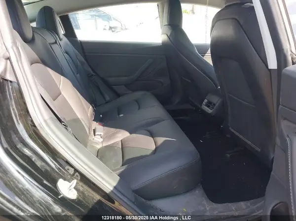 5YJ3E1EB8KF367375 2019 TESLA MODEL 3 - Image 8