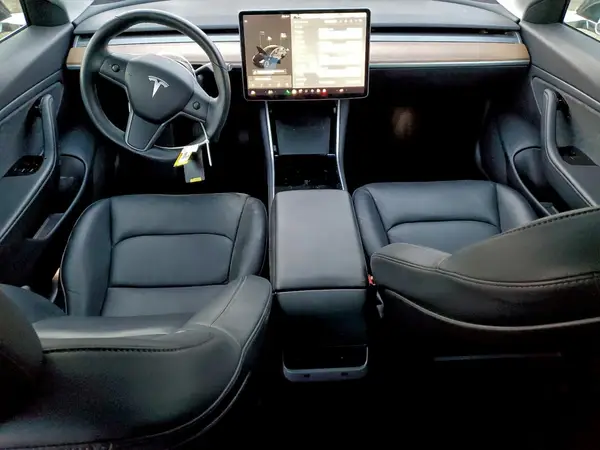 5YJ3E1EB8KF384788 2019 TESLA MODEL 3 - Image 8