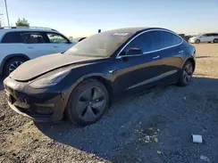 5YJ3E1EB8KF385181 2019 TESLA MODEL 3