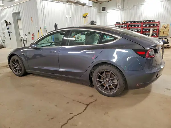 5YJ3E1EB8KF386217 2019 TESLA MODEL 3 - Image 2