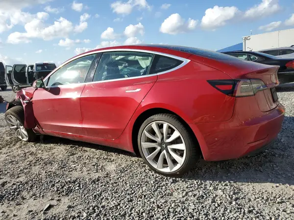 5YJ3E1EB8KF389649 2019 TESLA MODEL 3 - Image 2