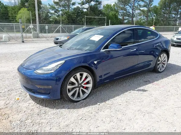 5YJ3E1EB8KF393104 2019 TESLA MODEL 3 - Image 2