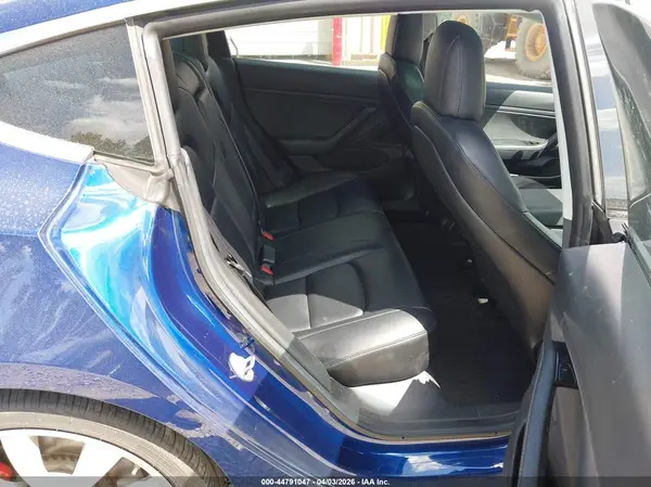 5YJ3E1EB8KF393104 2019 TESLA MODEL 3 - Image 8