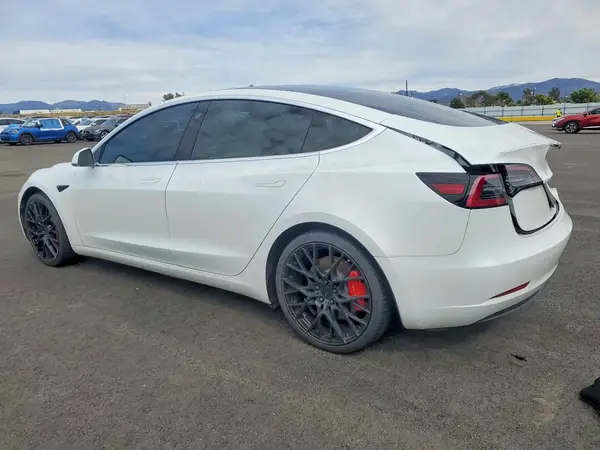 5YJ3E1EB8KF393748 2019 TESLA MODEL 3 - Image 2