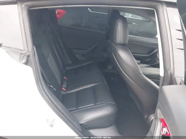 5YJ3E1EB8KF408605 2019 TESLA MODEL 3 - Image 8
