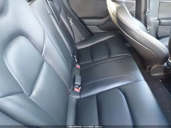 5YJ3E1EB8KF414937 2019 TESLA MODEL 3 - Image 8