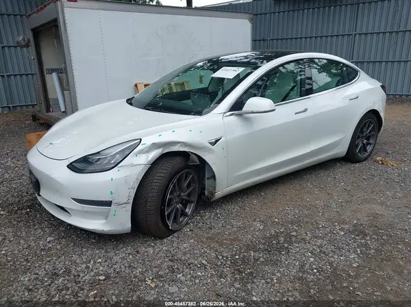5YJ3E1EB8KF421533 2019 TESLA MODEL 3 - Image 2