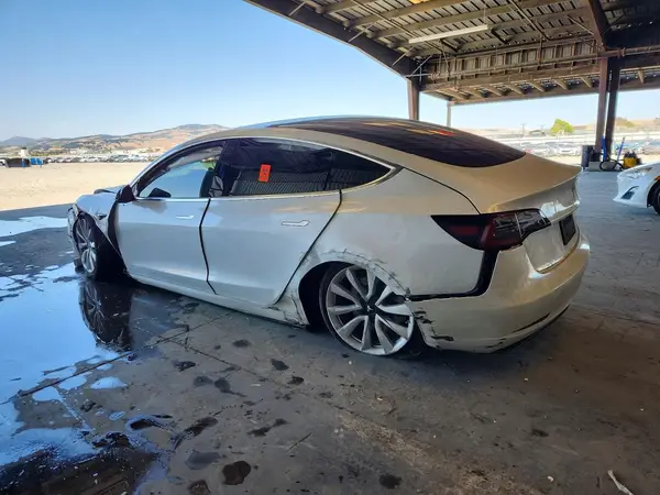 5YJ3E1EB8KF421841 2019 TESLA MODEL 3 - Image 2