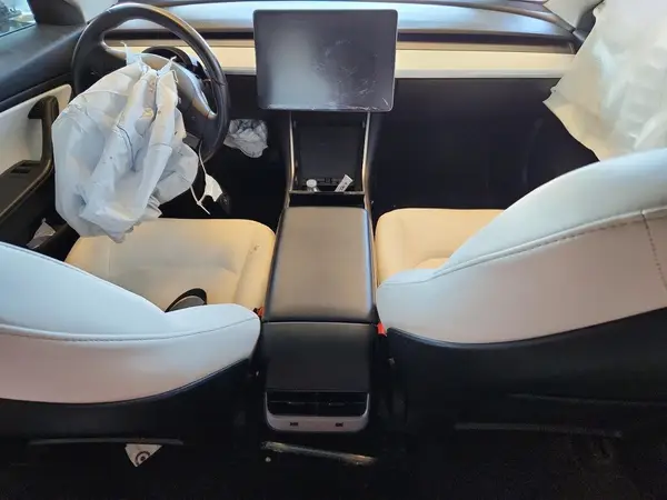 5YJ3E1EB8KF421841 2019 TESLA MODEL 3 - Image 8