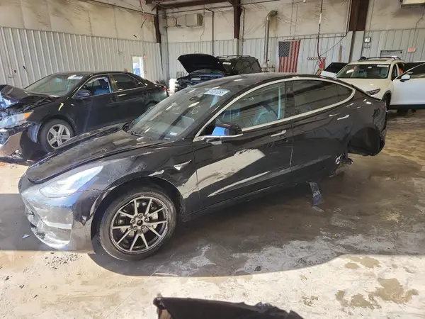 5YJ3E1EB8KF432208 2019 TESLA MODEL 3 - Image 1