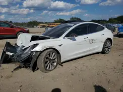 5YJ3E1EB8KF437702 2019 TESLA MODEL 3