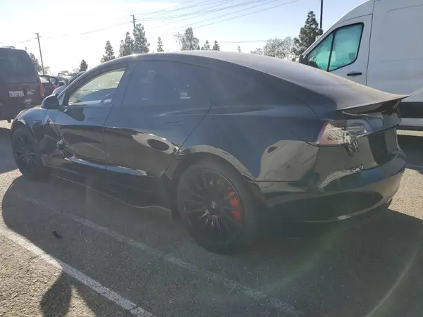 5YJ3E1EB8KF438333 2019 TESLA MODEL 3 - Image 2