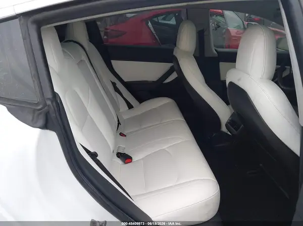 5YJ3E1EB8KF440406 2019 TESLA MODEL 3 - Image 8
