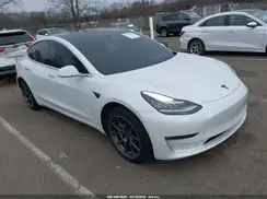 5YJ3E1EB8KF442303 2019 TESLA MODEL 3