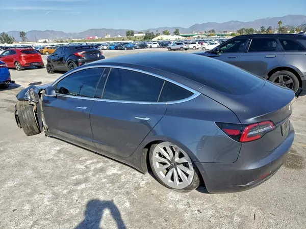 5YJ3E1EB8KF450403 2019 TESLA MODEL 3 - Image 2