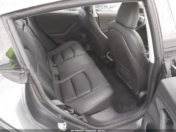 5YJ3E1EB8KF452040 2019 TESLA MODEL 3 - Image 8