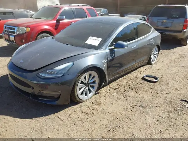 5YJ3E1EB8KF453608 2019 TESLA MODEL 3 - Image 2