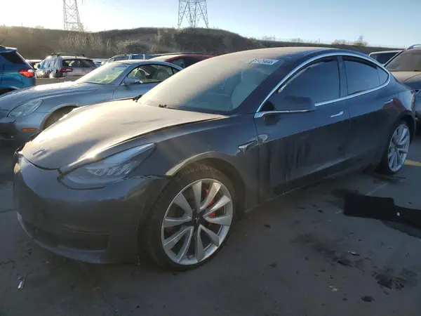 5YJ3E1EB8KF477004 2019 TESLA MODEL 3 - Image 1