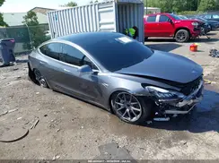 5YJ3E1EB8KF477326 2019 TESLA MODEL 3