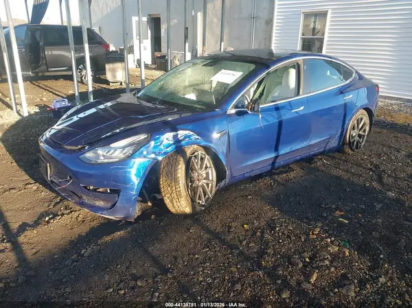 5YJ3E1EB8KF477519 2019 TESLA MODEL 3 - Image 2