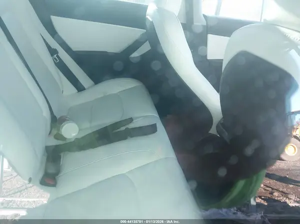 5YJ3E1EB8KF477519 2019 TESLA MODEL 3 - Image 8