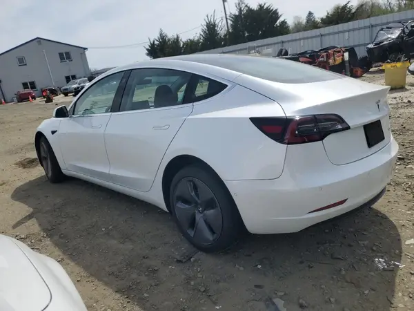 5YJ3E1EB8KF493929 2019 TESLA MODEL 3 - Image 2