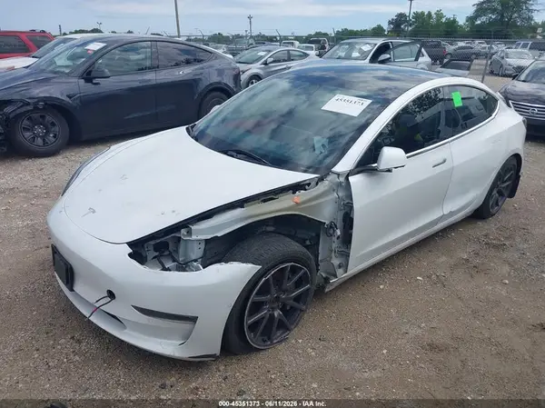 5YJ3E1EB8KF511538 2019 TESLA MODEL 3 - Image 2